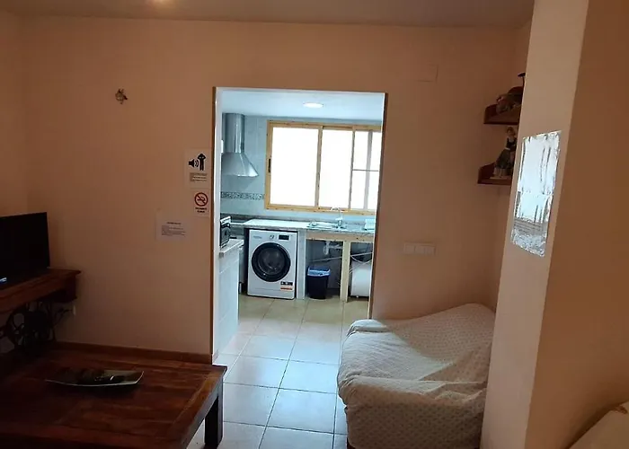 Casa 2 - Centro Benidorm- Solo Mayores De 30 Anos Y Familias بينايدورم