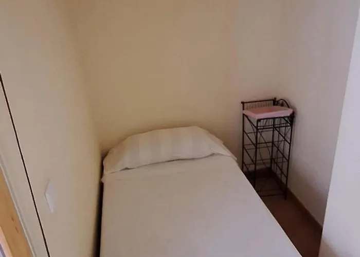 Casa 2 - Centro Benidorm- Solo Mayores De 30 Anos Y Familias شقة