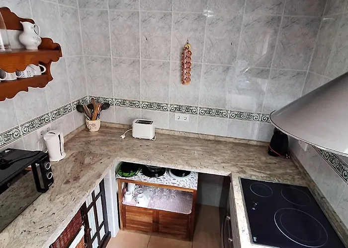 Casa 2 - Centro Benidorm- Solo Mayores De 30 Anos Y Familias * بينايدورم
